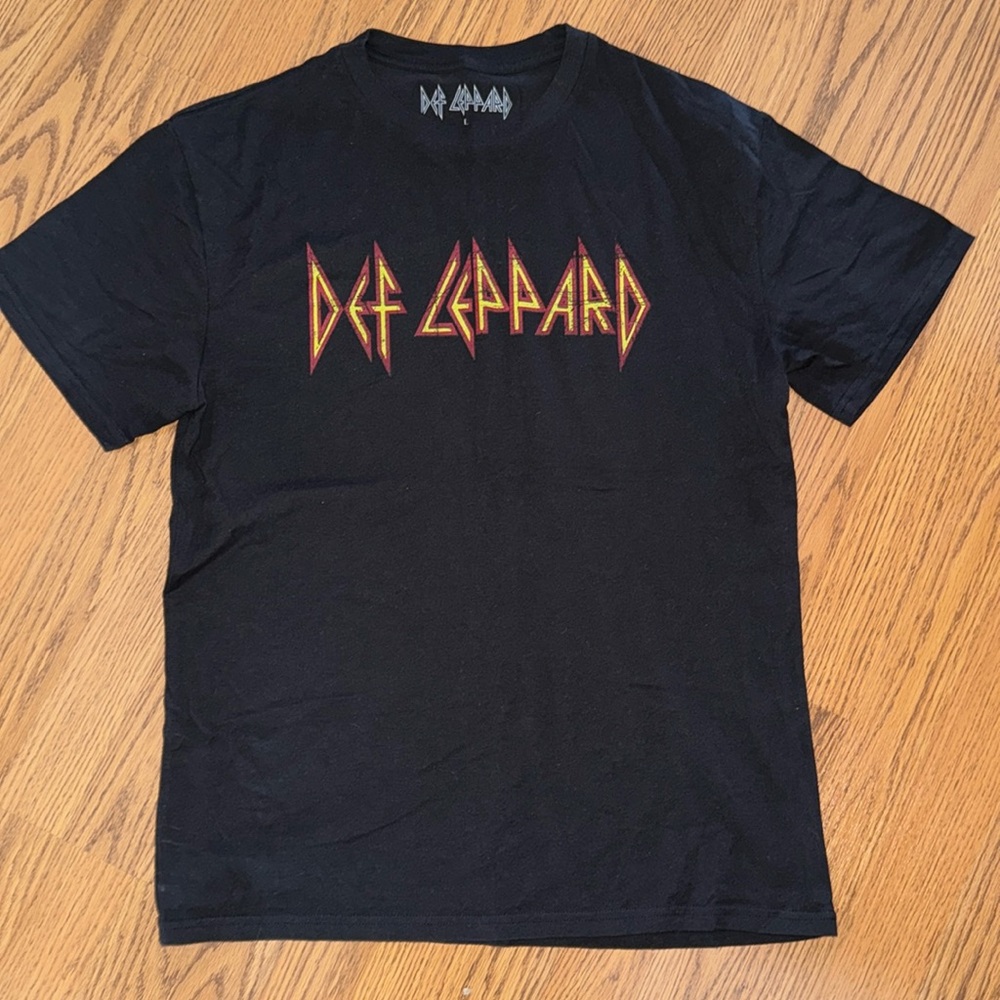 Def Leppard Black Graphic Tee Shirt